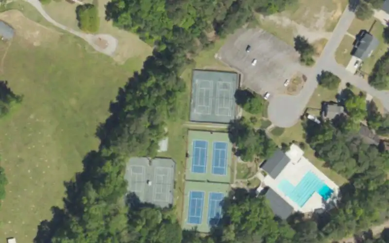 Murraywood Swim and Racquet Club photo 2