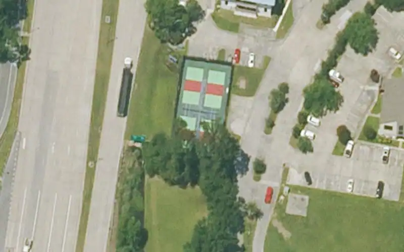 Paddles Up Pickleball Club photo 2