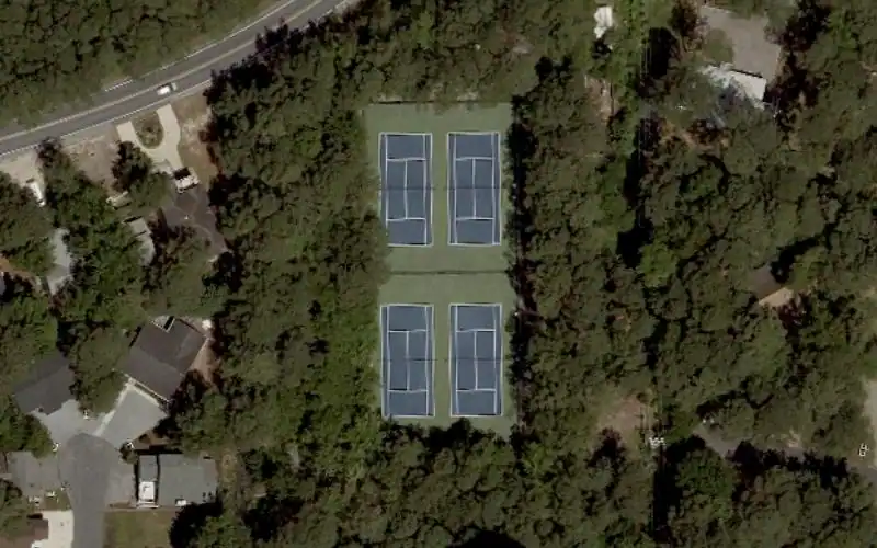 Bayside Tennis Club photo 2