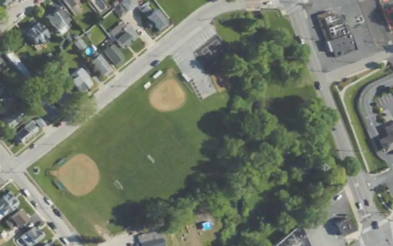 Frederick L. Mann Memorial Park photo 2