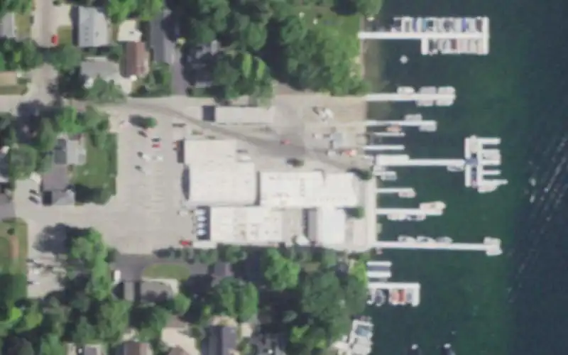 Pier 290 photo 2