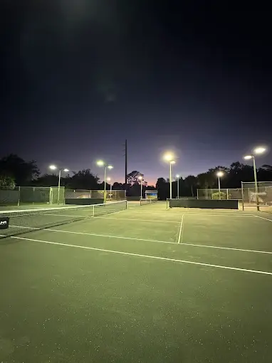 Luna Racquet & Wellness Club photo 2