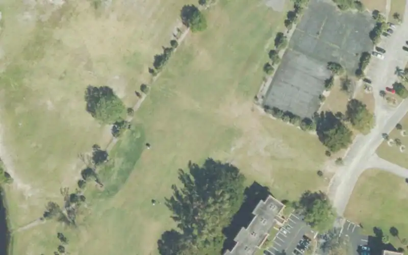 Oriole Golf and Tennis Club photo 2