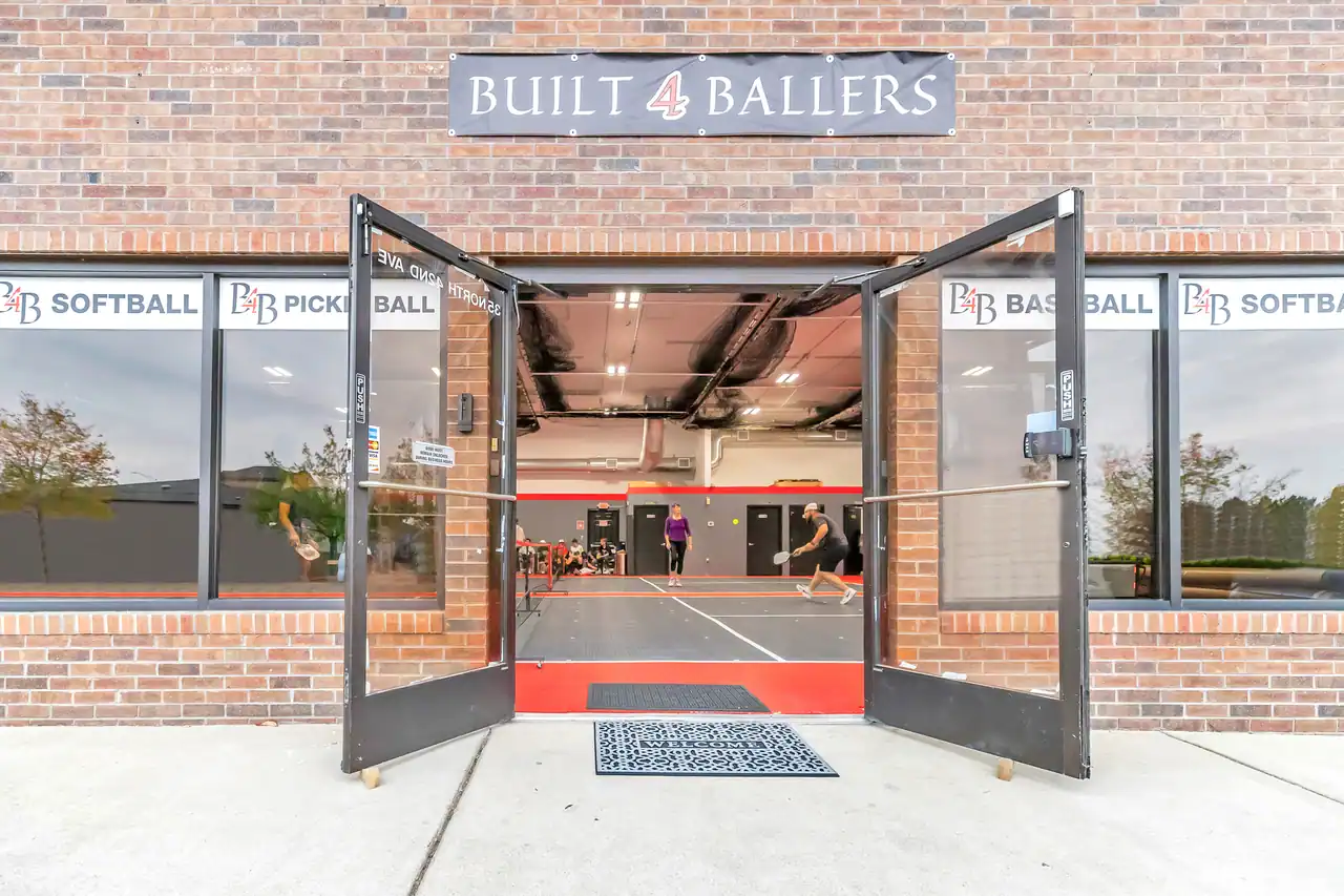 Built 4 Ballers Indoor Facility photo 2