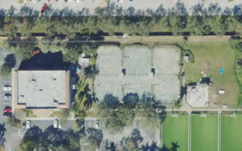 Crown Racquet Club photo 2