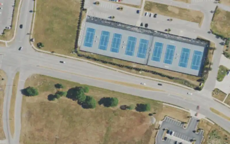 Bluegrass Racquet Club photo 2