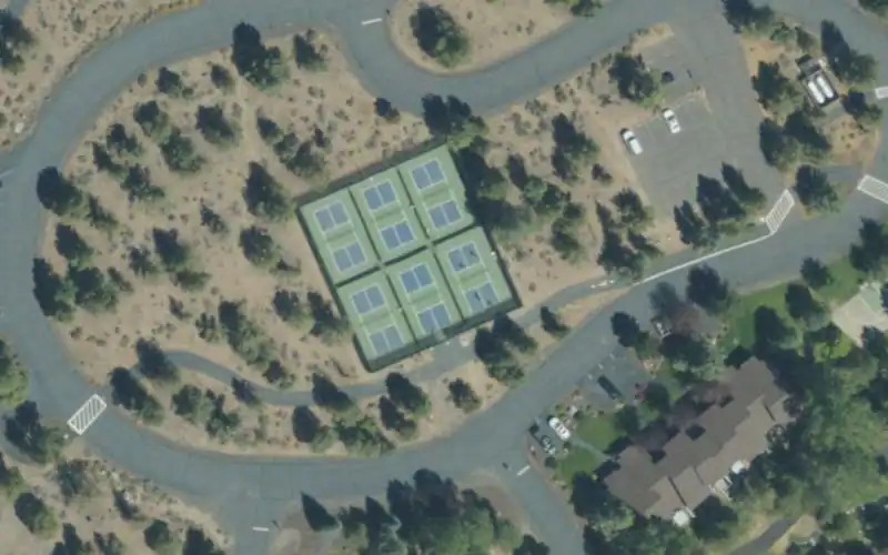Lakeside Sport Center - Eagle Crest Resort photo 4