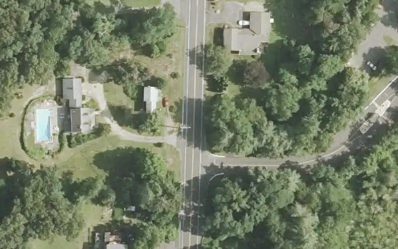 Farmington Woods H.O.A. photo 2