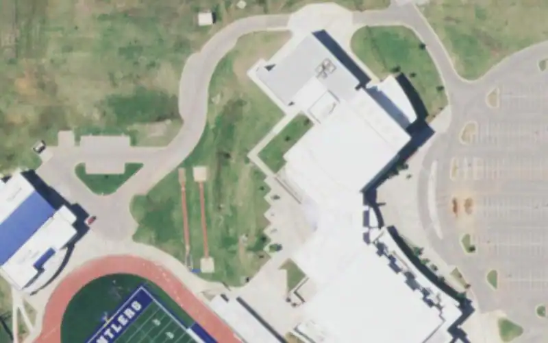 Deer Creek High School photo 2