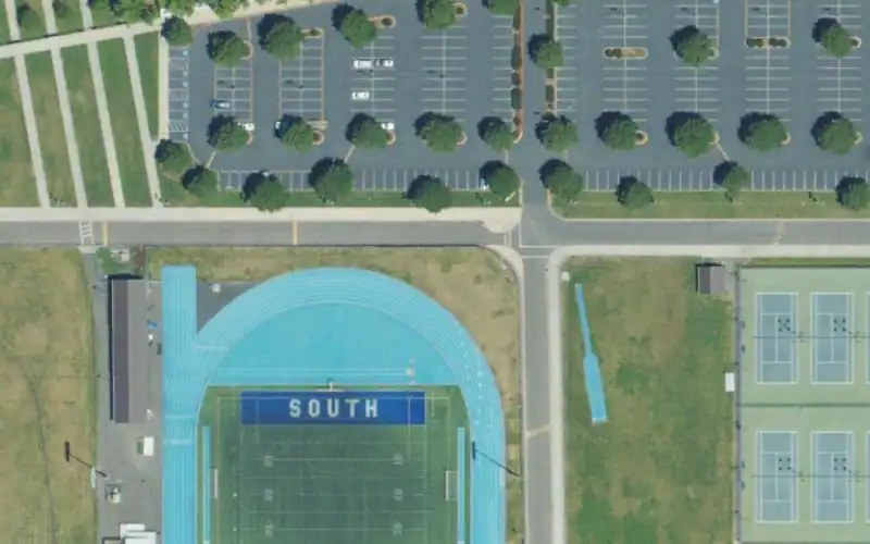 South Medford High School photo 2
