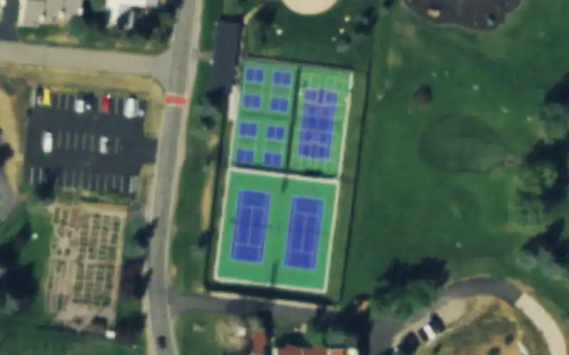 Eagle Vail Courts photo 3
