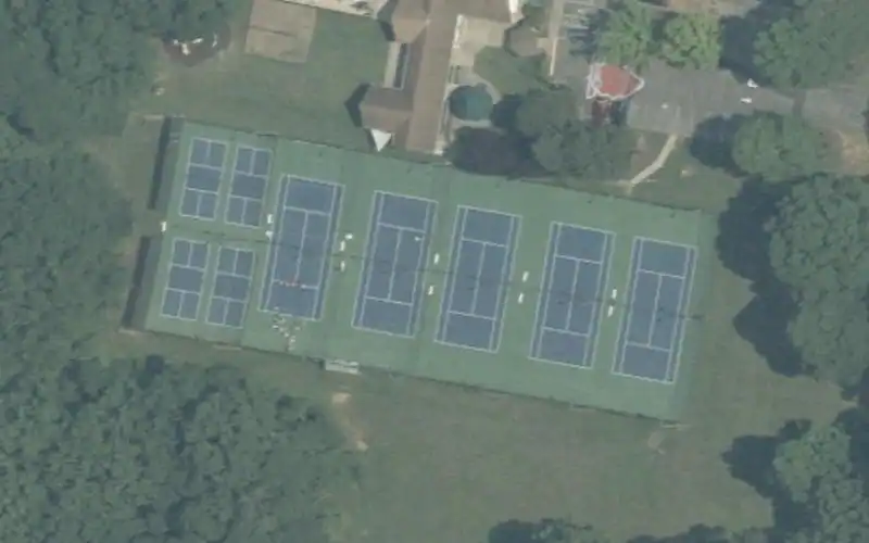 Darnestown Swim and Racquet Club photo 2