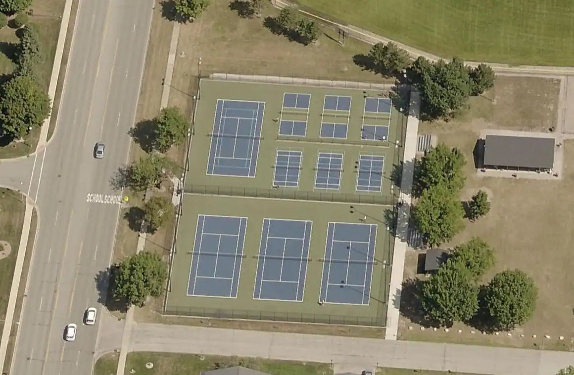 Olson Courts photo 2