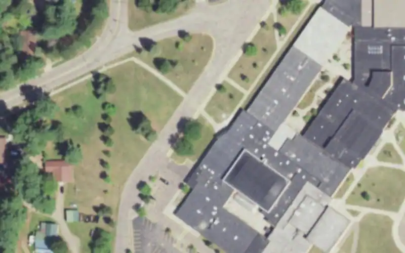 Tomahawk Middle School photo 3
