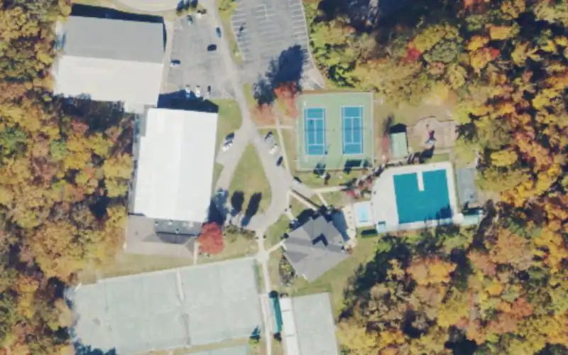 Charleston Tennis Club photo 2