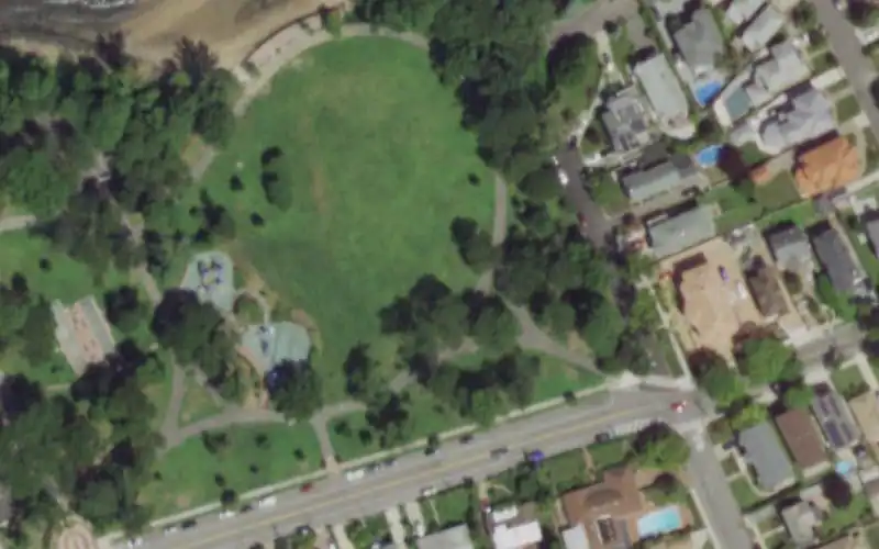 Francis Lewis Park photo 3