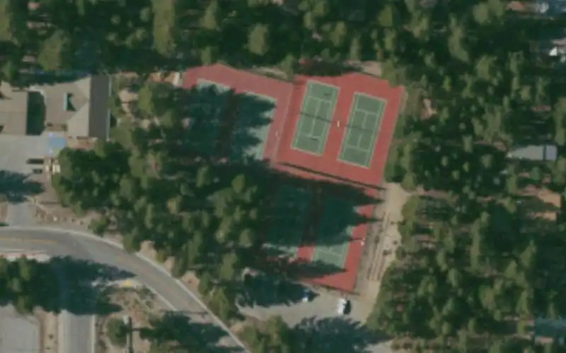 Mammoth Lakes Community Tennis Courts photo 2