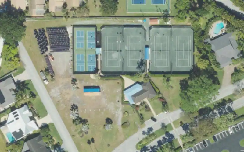 The Seagate Country Club photo 2