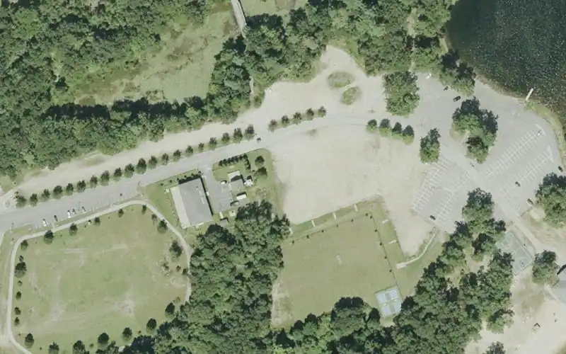 Memorial Beach Park photo 2