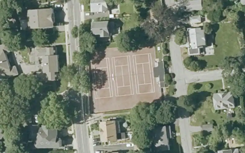 Belmont Tennis Club photo 2