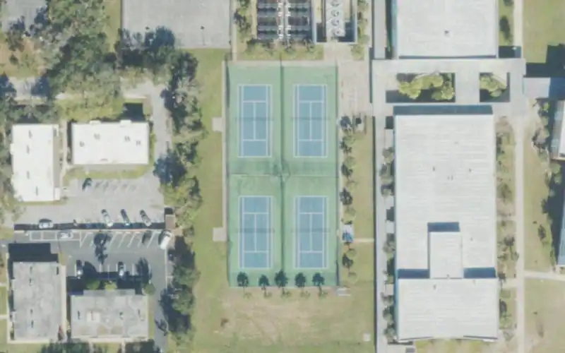 Edgewater High School photo 2