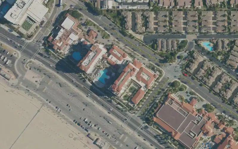 Hilton Waterfront Beach Hotel photo 2