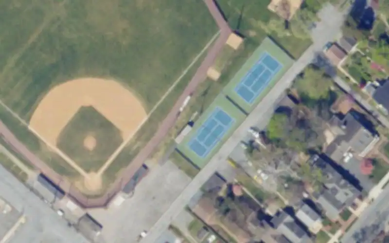 Henninger Park photo 3