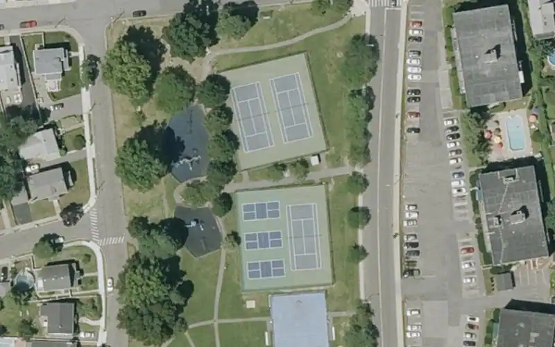 Ingleside Park photo 2
