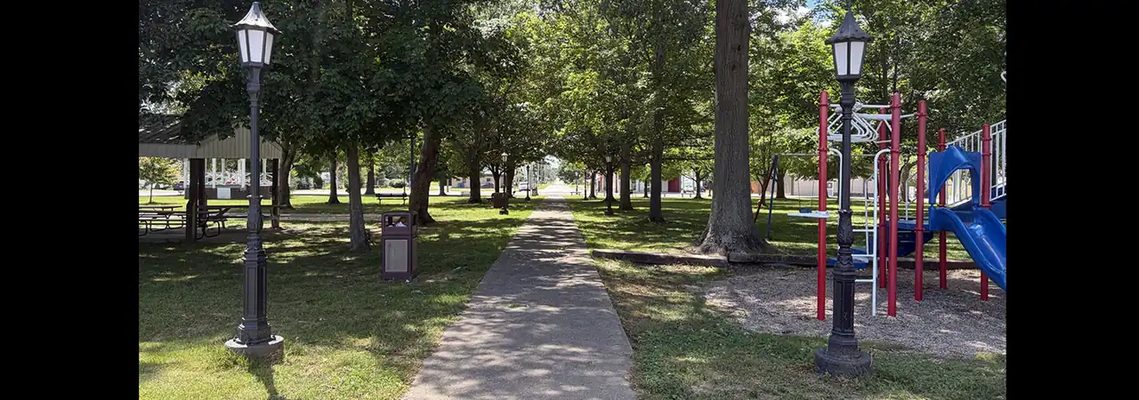 West Salem Charles St. Park photo 2