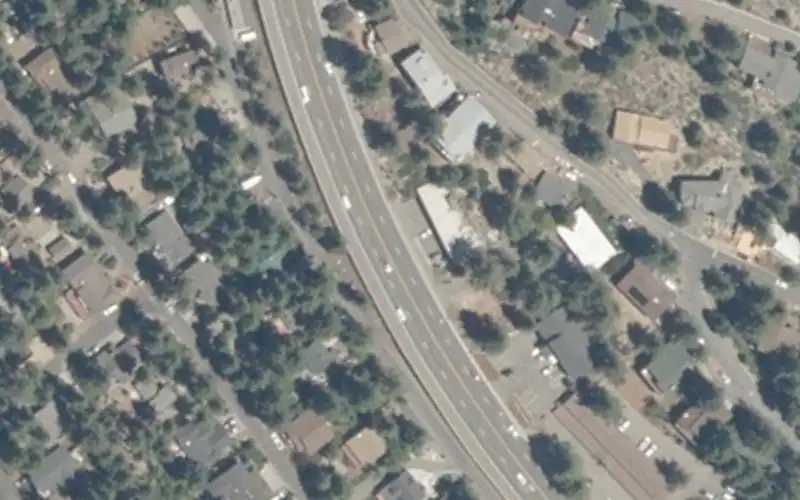 Lakeshore Blvd Tennis Courts photo 2