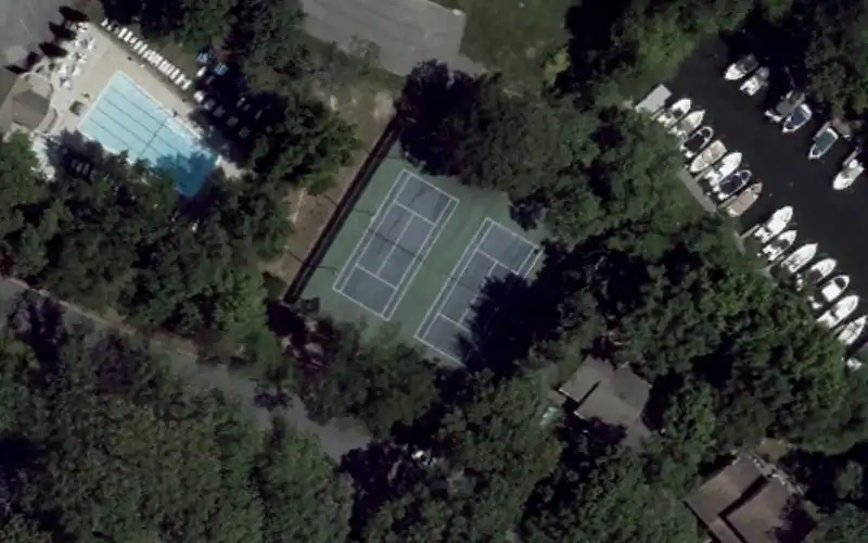 Berrywood Swim & Tennis Club photo 2
