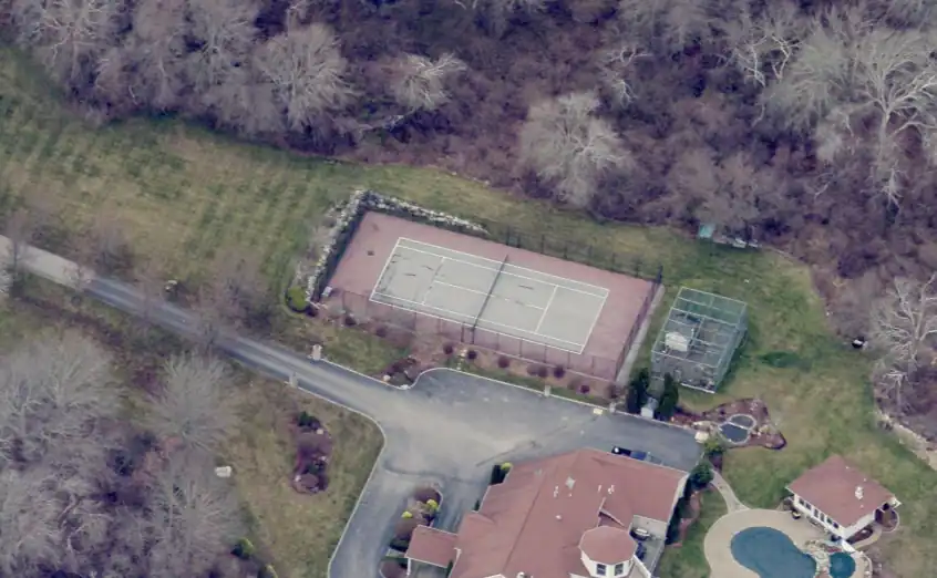Clarke Pointe Park photo 2