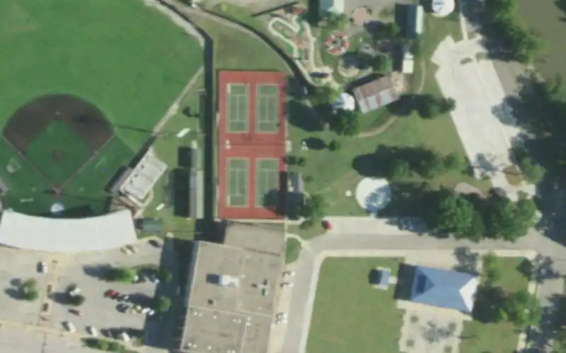 Johnstone Park YMCA Tennis Courts photo 2