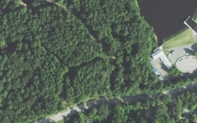 The Courts at Glenville Lake photo 2
