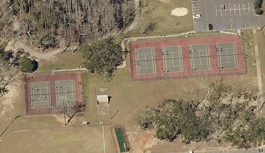 Melvin Roberts Park photo 2
