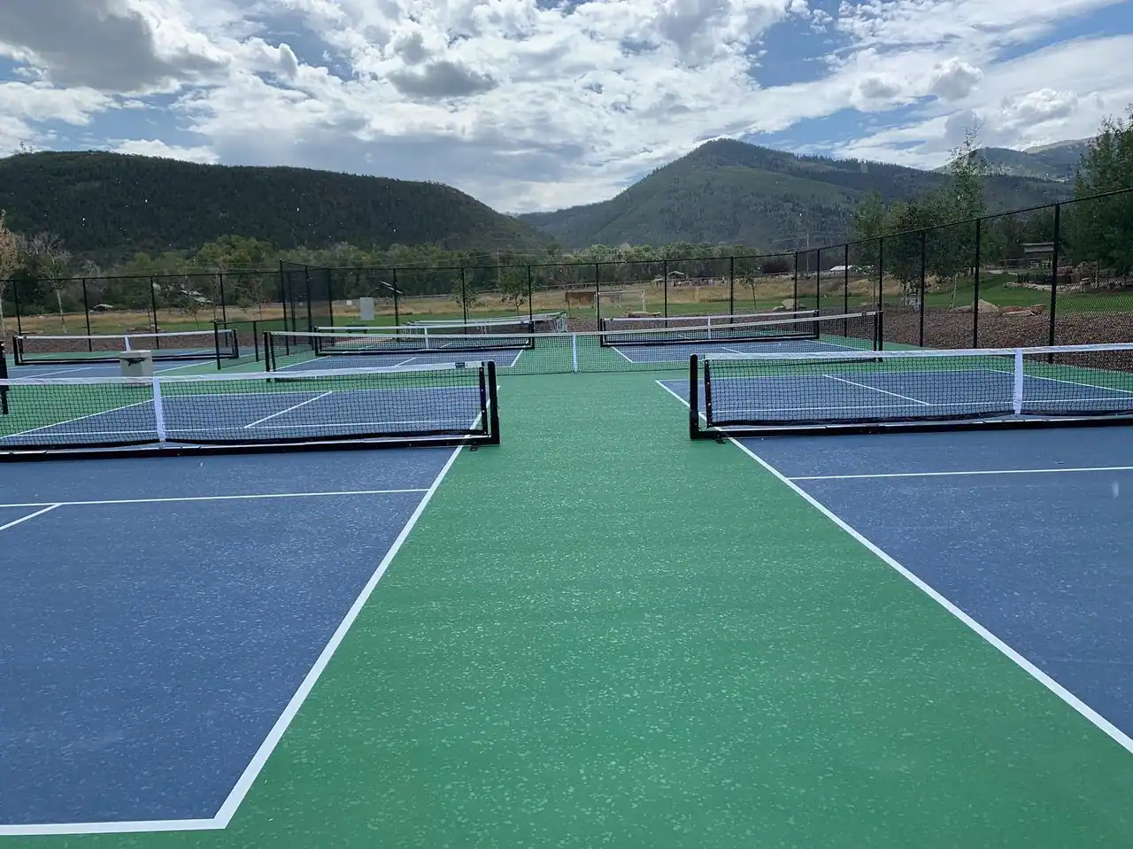 Willow Creek Park photo 2