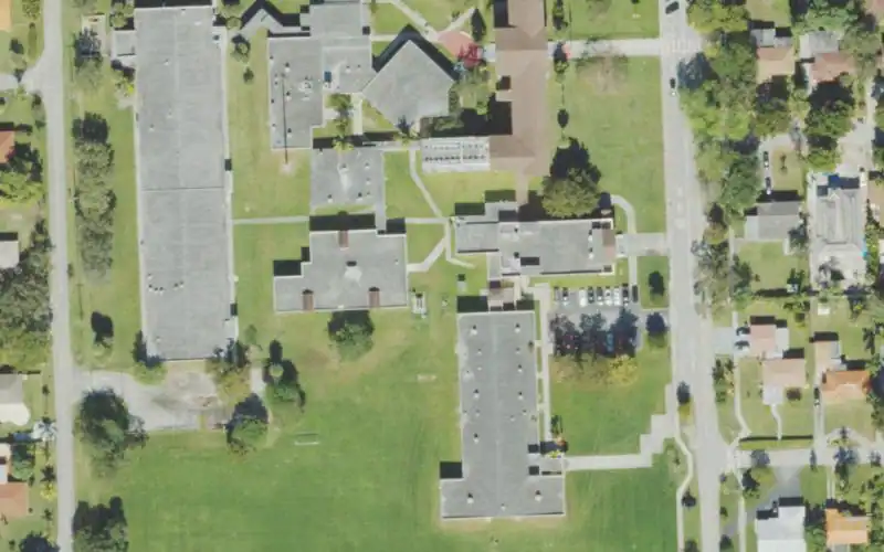 Horace Mann Middle School photo 2