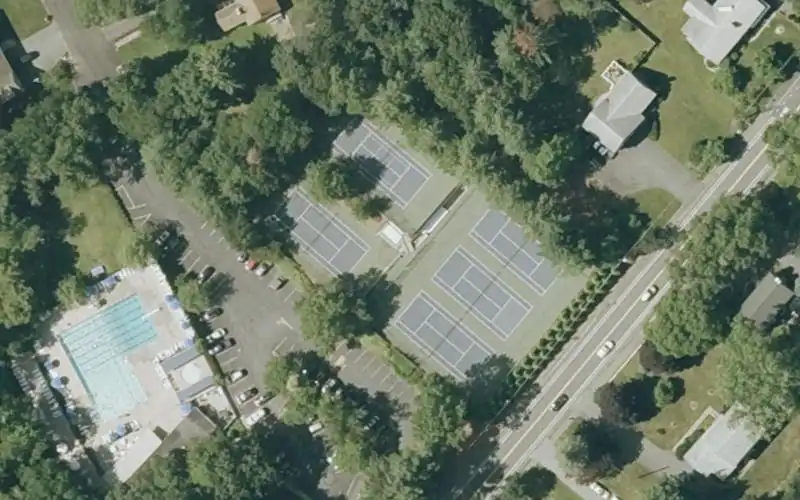 Winchester Swim & Tennis Club photo 2