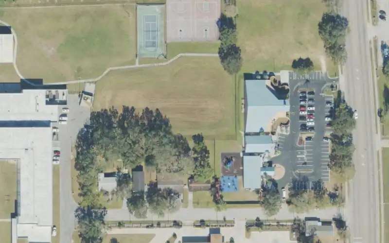 Ivey Lane Elementary School Tennis Courts photo 2