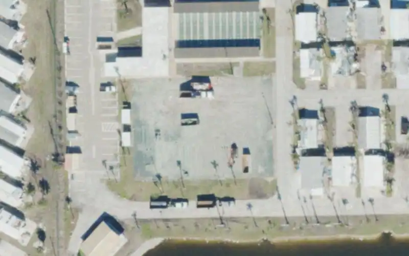 Siesta Bay RV Resort photo 2