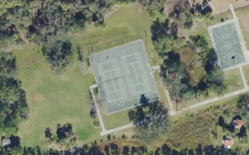 Woodmere Park photo 2