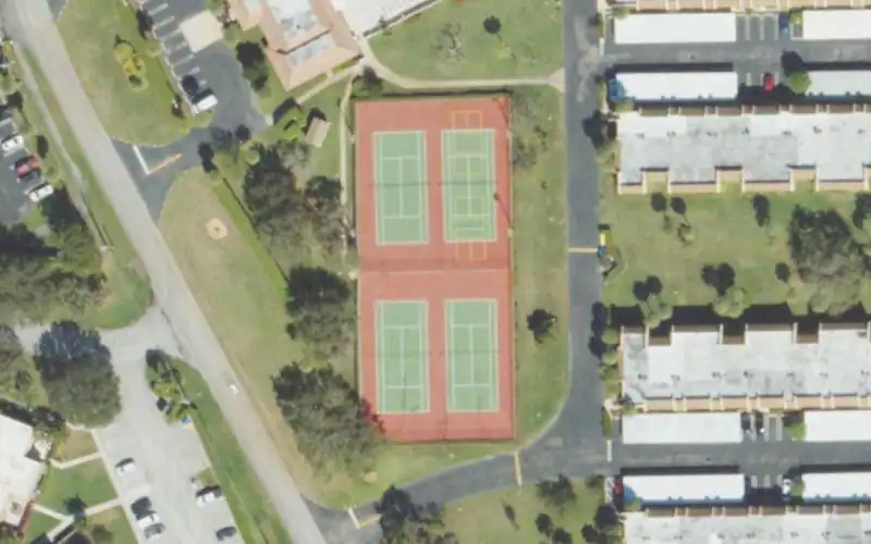 SW 22nd Ave Tennis Courts photo 2