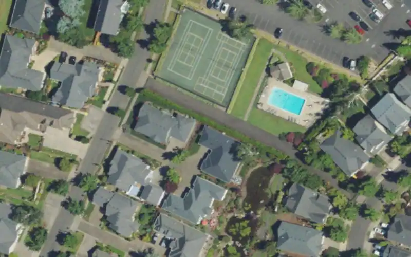 Tukwila HOA courts photo 3