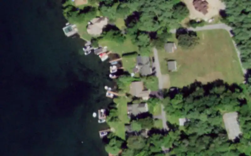 Takundewide Cottages on Lake George photo 2