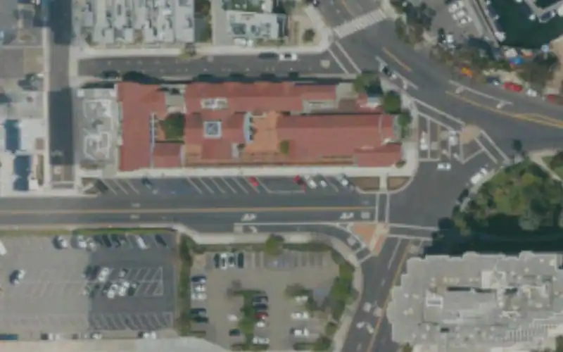 The Tennis Club at Newport Beach photo 2