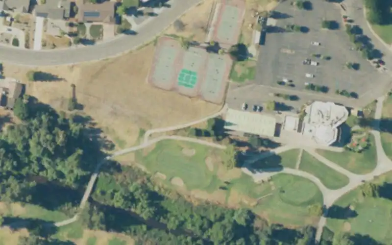 River Island Country Club photo 2
