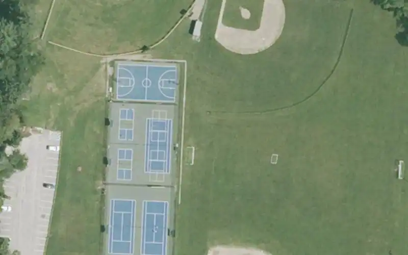 Tuck Field photo 2