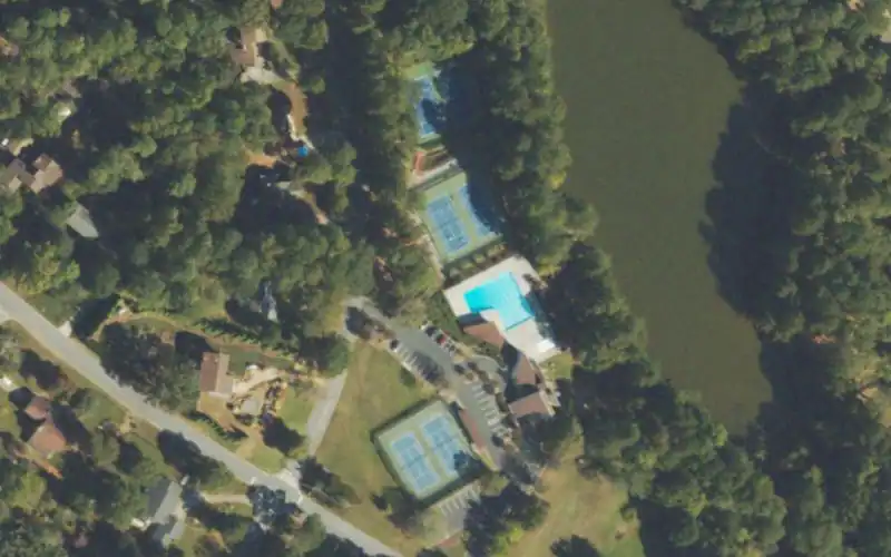 Rivermist Swim & Tennis Club photo 2