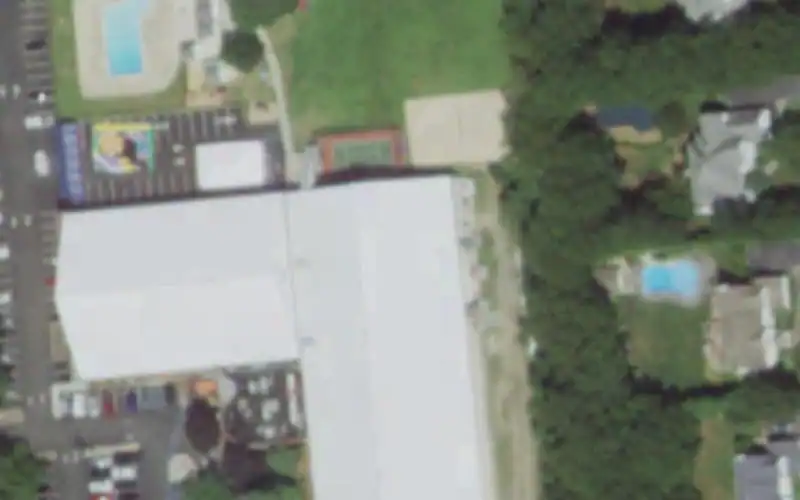 Long Island Health and Racquet photo 2