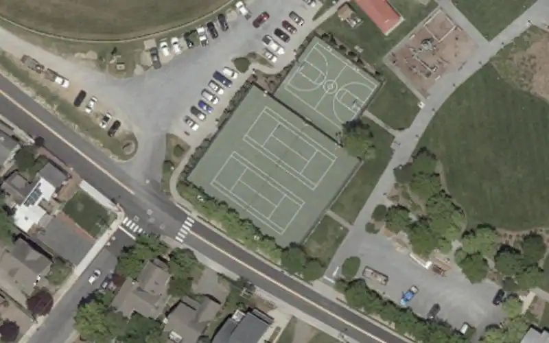 Canalfront Park Tennis Courts photo 2